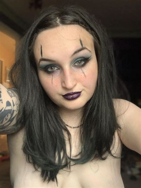 Messy spooky makeup for a messy emo girl | Scrolller