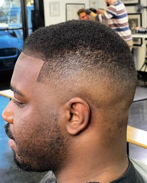 What Is A Taper Fade Haircut Trending Mid Taper Fade Haircut For Men
