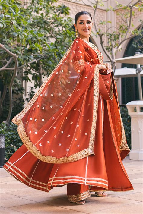 Lamya | Mariyam D. Rizwan