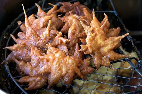 Самый дорогой кофе в мире делают из экскрементов слона