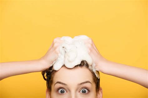 Find the truth about bad shampoo ingredients in blog by AuPrāna