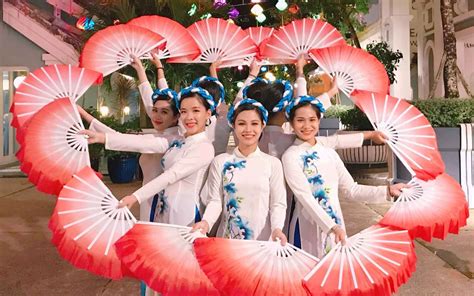Vietnamese Traditions