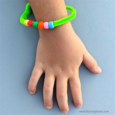 breathing bracelets raising hooks