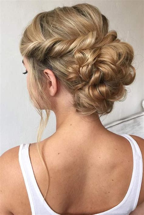 43 Prom Hair Updos, Specially For You
