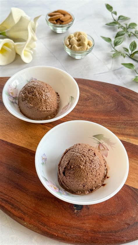 Shubhangini | Food Blogger | Gujarati Undhiyu 🪁😍 ~ A popular dish eaten