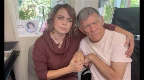 ГЛАВА тот, кто СИЛЬНЕЕ и ЖЕРТВЕННЕЕ в семье ( любит и жертвует, как ...