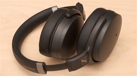 Sennheiser HD 450BT Wireless Review - RTINGS.com