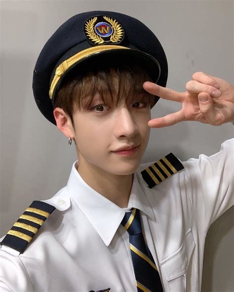 Stray kids global on – Artofit
