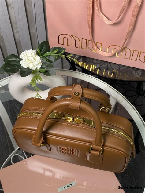 Сумка Miu Miu №V33512 купить в Москве - цены в интернет-магазине Мир ...