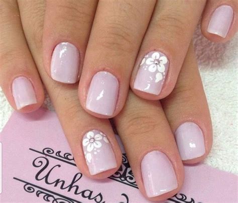 Un pequeño detalle es suficiente para convertir una manicura "normal ...