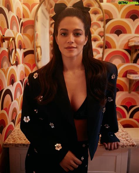 Actress Stephanie Arcila HD Instagram Photos and Wallpapers June 2024