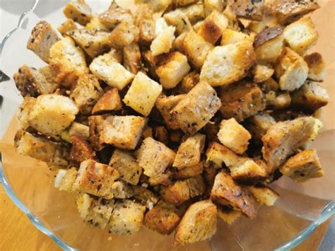 cum se prepara crutoane  crutoane reteta