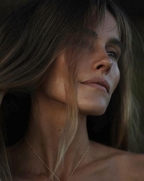 Isabel Lucas Tagesbrecher