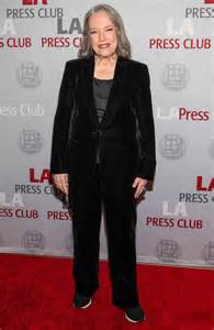 Kathy Bates Turns Heads at 2025 Golden Globes 4 Months After Debuting