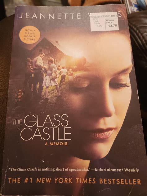 The Glass Castle: A Memoir by Walls, Jeannette , paperback