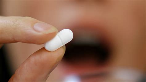 penicillin allergy  rarer  thought