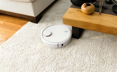 Робот-пылесос Xiaomi Mi Robot Vacuum Cleaner купить в Москве по цене 15 ...
