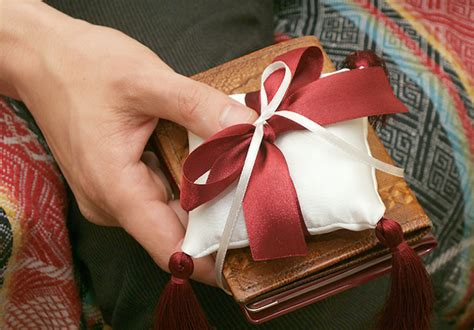 Что подарить коллеге на Новый год: 5 интересных вариантов
