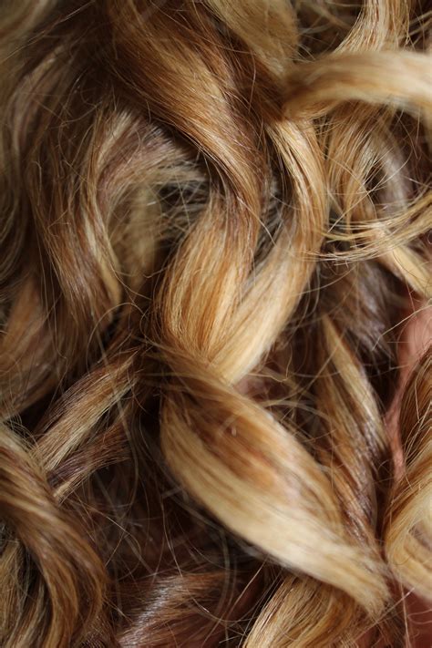 Free Images : wave, close, hairstyle, long hair, background, blond ...