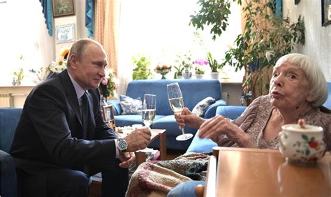"Благодарю за жизнь ради людей". Путин лично поздравил Алексееву с юбилеем