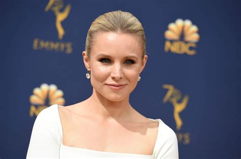 Kristen Bell’s Red Carpet Fashion + Style Evolution: PHOTOS – Footwear News