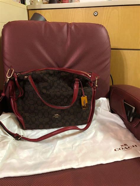 Coach Bag, 女裝, 手袋及銀包, 手拿包 - Carousell
