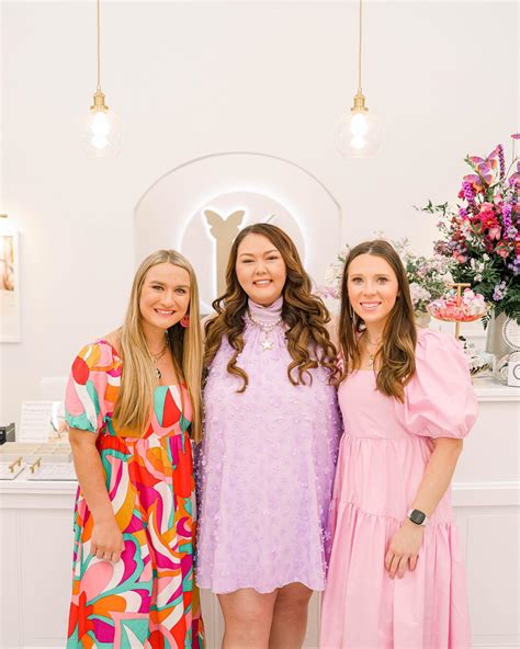 Sara Battles (@sara.battles) • Instagram photos and videos