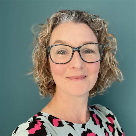 Kirsty Heap - Inspirational Speakers