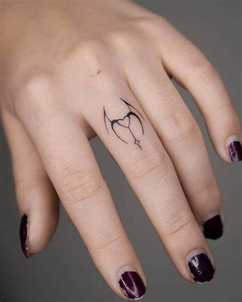 Пин на доске devil tato | Маленькое тату на руки, Тату с рамками, Тату ...