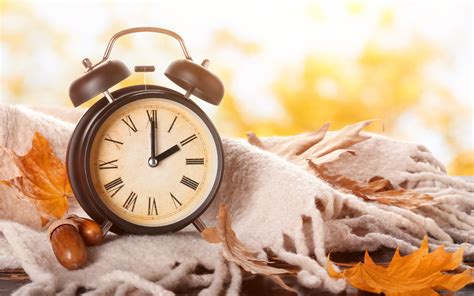 fall   ways   children adjust   time change wee