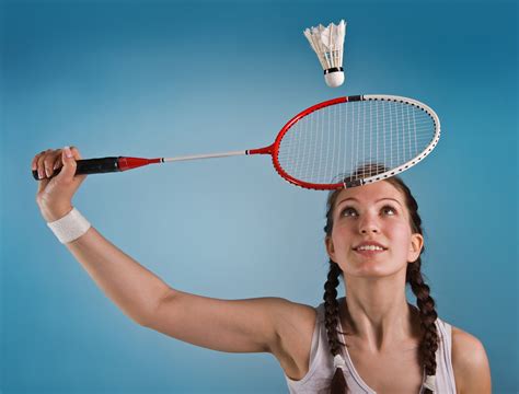 Tapety : tenis, ženy, bruneta, twintails, vzhlížet, copánky, míč ...