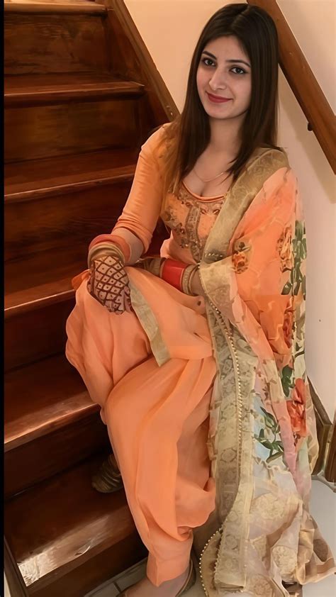 pin  pori moni  pori moni beautiful dresses  women beautiful