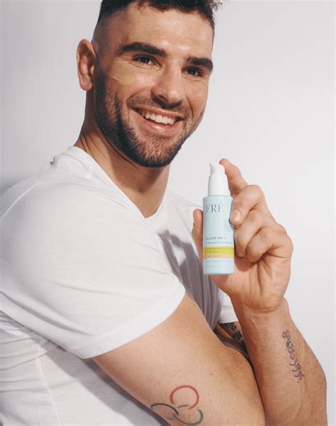 FRÉ | Glow Me + - Mineral Tinted Moisturizer with SPF30 | FRÉ Skincare