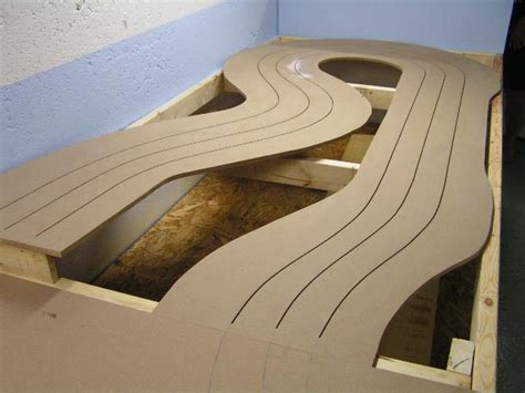 Building "MidMo International Raceway" - Home Racing World & Slot Car ...