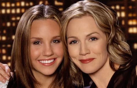 How To Be Like Amanda Bynes - Carpetoven2