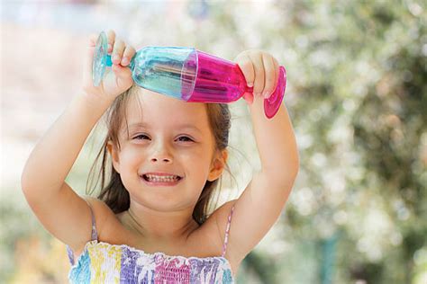 10+ Solo Bambini Stock Photos, Pictures & Royalty-Free Images - iStock