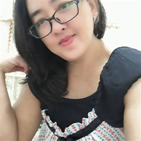 Wati Janda Cantik, Muda Manis Cari Jodoh - Janda Bermartabat