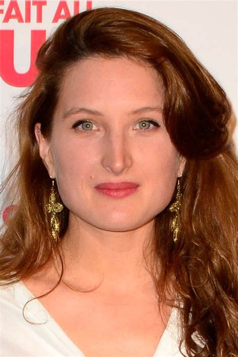 Julia Piaton - Biografía, mejores películas, series, imágenes y