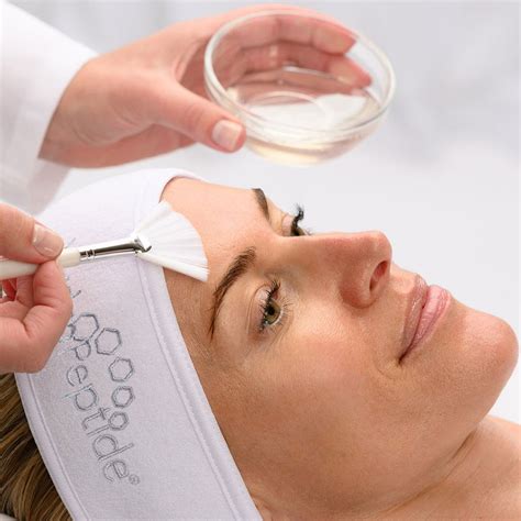 Cleansing Gel – Очищувальний гель 3в1 - купити професійну косметику в ...