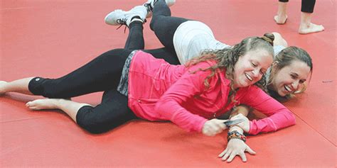 Karate dojo offers self-defense classes | Village News Online
