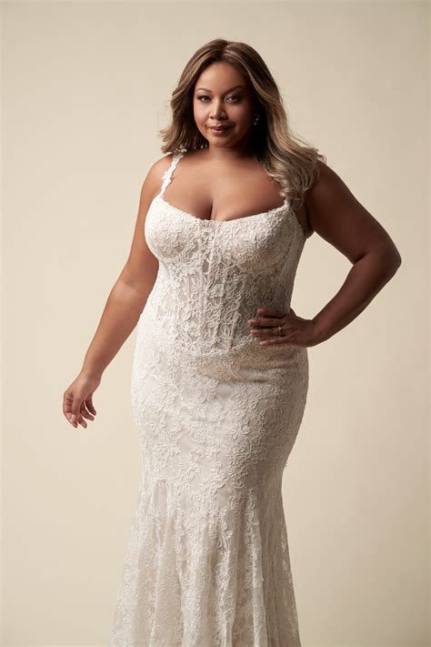 Basque-Waist Lace Sheath Wedding Dress With Corset And Buttons