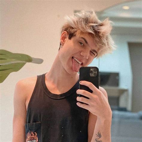 10 Fakten über TikTok-Star Jaden Hossler | BRAVO