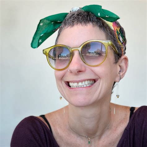 About – Ivy Rose Marsh – Medium