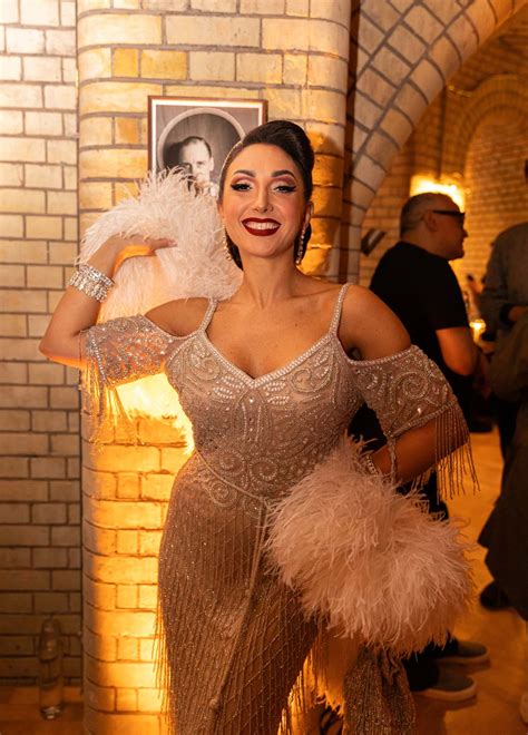 Jolie Papillon – Sternberg Clarke