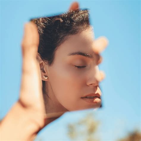 Leo Man: Traits & Characteristics | Astrology Answers