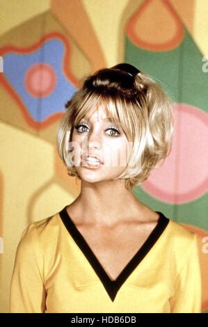 ROWAN AND MARTIN'S LAUGH-IN, Goldie Hawn, 1968-1973 Stock Photo - Alamy