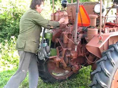 DVSŠ-16 starting with russian chainsaw engine - YouTube