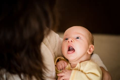 Странни образувания в устата на бебето - Новите родители
