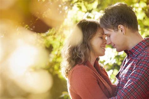 Unterschiede oder Gleichticken: Was beflügelt die Liebe mehr? - FIT FOR FUN