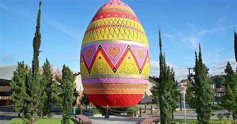 Фото дня: гигантское яйцо